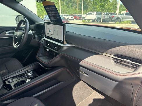 Used 2025 Ford Explorer ST-Line w/ Premium Package RWD image 33