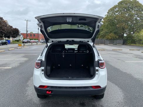 Used 2024 Jeep Compass Trailhawk image 24