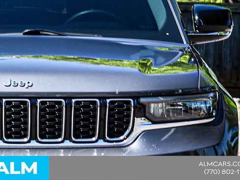 Used 2021 Jeep Grand Cherokee L Limited RWD image 15