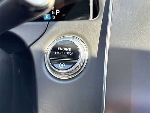 Certified 2025 Mercedes-Benz E 350 4MATIC Sedan image 33
