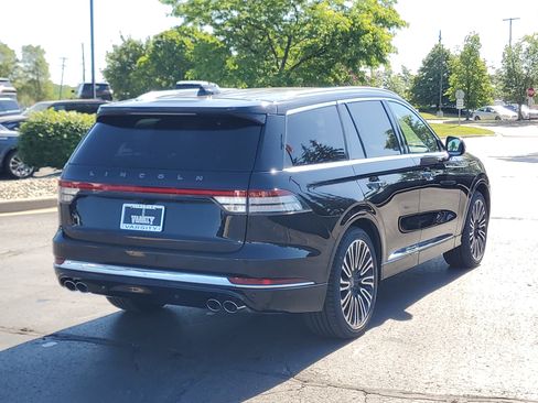 New 2026 Lincoln Aviator Black Label w/ Dynamic Handling Package AWD/4WD image 4