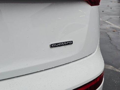 Used 2020 Audi Q5 2.0T Premium w/ Titanium Sport Package image 19