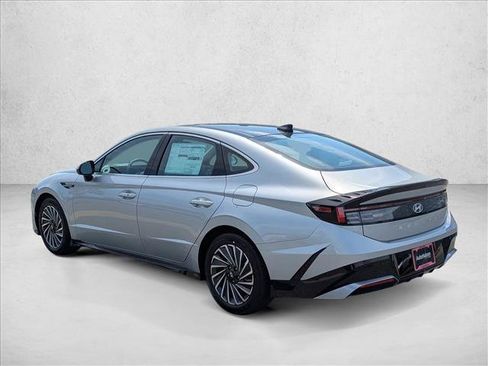 New 2026 Hyundai Sonata SEL FWD image 7