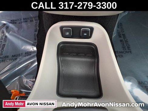 Used 2019 Chrysler Pacifica Touring Plus w/ Advanced Safetytec Group FWD image 26