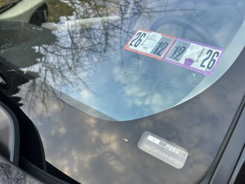 Used 2021 Land Rover Discovery Sport S image 83