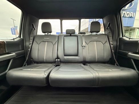 Used 2015 Ford F150 Platinum w/ Equipment Group 701A Luxury image 30