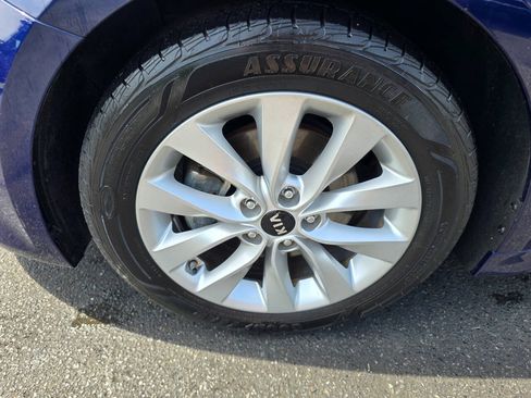 Used 2018 Kia Optima EX FWD image 11