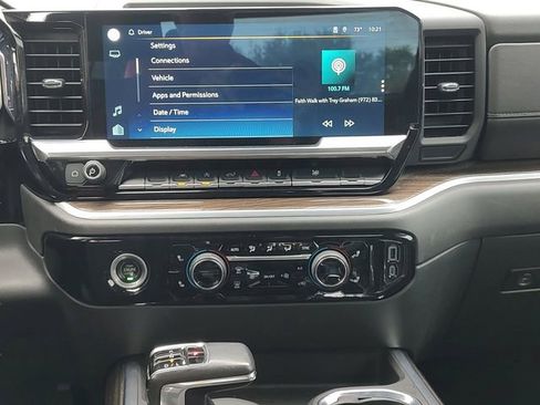 Used 2022 Chevrolet Silverado 1500 LT w/ LPO, Dark Essentials Package image 13