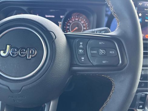 Used 2024 Jeep Wrangler Sport AWD/4WD image 13