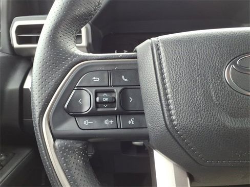 Certified 2025 Toyota 4Runner SR5 image 24