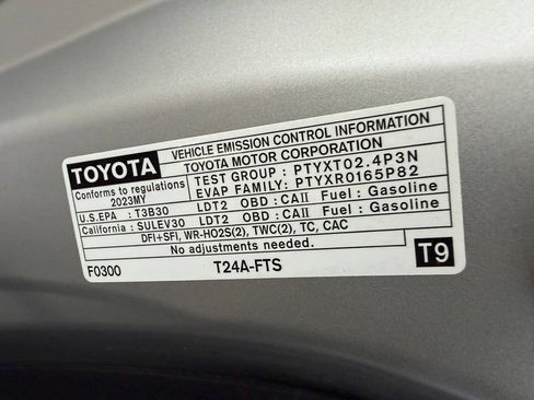 Used 2023 Toyota Highlander Platinum FWD image 37