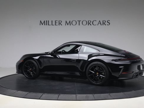 Used 2025 Porsche 911 Carrera image 5