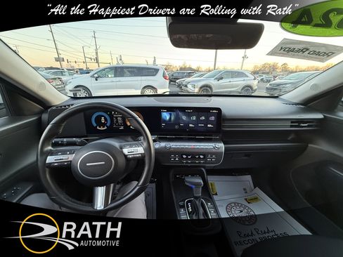 Used 2024 Hyundai Kona SEL image 15