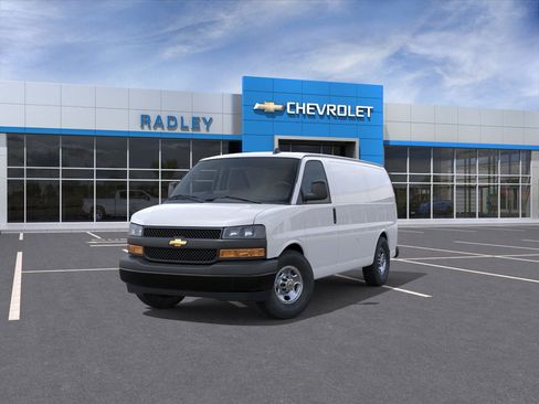New 2025 Chevrolet Express 3500 w/ Driver Convenience Package image 32