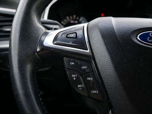 Used 2017 Ford Edge SEL AWD/4WD image 17