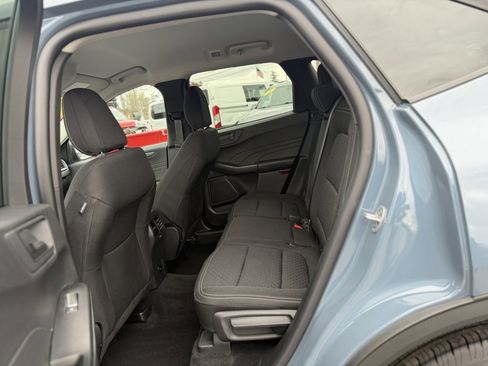 Used 2025 Ford Escape Active w/ Cold Weather Package image 11