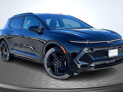 New 2026 Chevrolet Equinox EV RS image 2