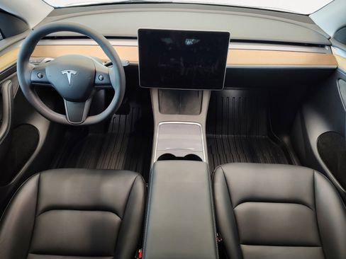 Used 2023 Tesla Model Y Long Range AWD/4WD image 16
