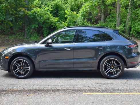Used 2020 Porsche Macan AWD/4WD image 4