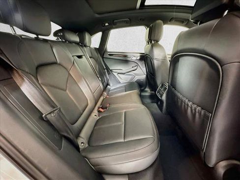New 2026 Porsche Macan AWD/4WD image 23