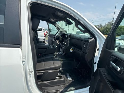 New 2026 GMC Sierra 2500 Pro w/ Convenience Package AWD/4WD image 36