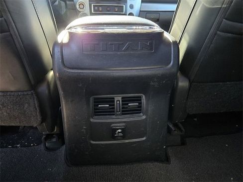 Used 2017 Nissan Titan PRO-4X image 14