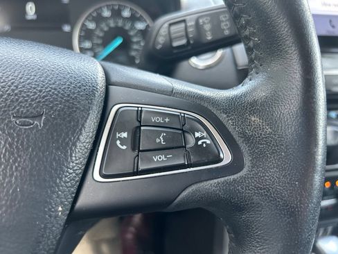 Used 2019 Ford EcoSport Titanium FWD image 21