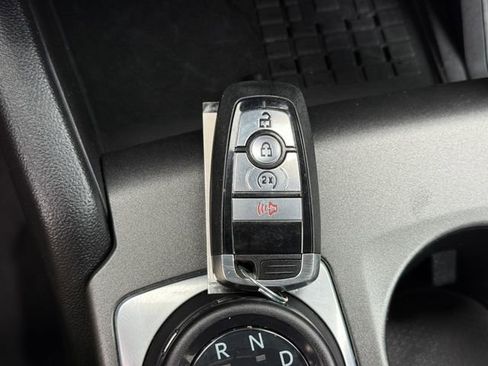 Used 2025 Ford Bronco Sport Badlands image 10