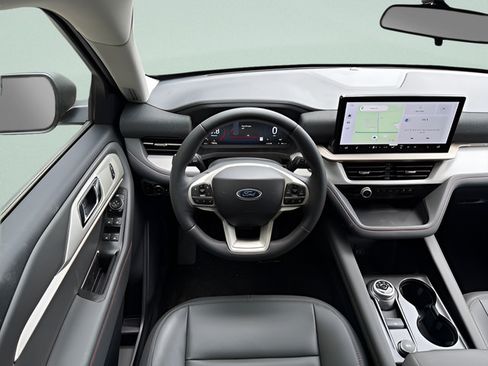 New 2026 Ford Explorer Active w/ Active Comfort Package AWD/4WD image 7