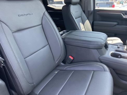 New 2026 GMC Sierra 1500 Denali AWD/4WD image 28