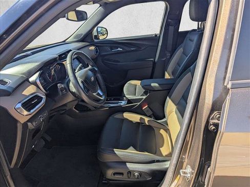 Used 2022 Chevrolet TrailBlazer ACTIV w/ Technology Package image 10