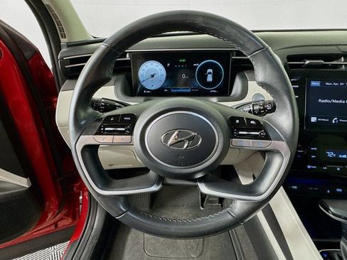 Used 2023 Hyundai Tucson SEL w/ Convenience Package image 11