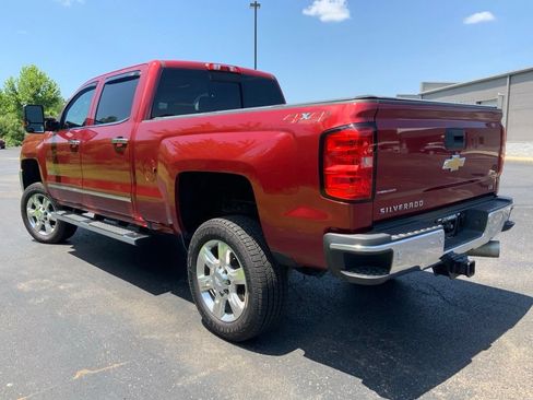 Used 2019 Chevrolet Silverado 2500 LTZ w/ Duramax Plus Package AWD/4WD image 12