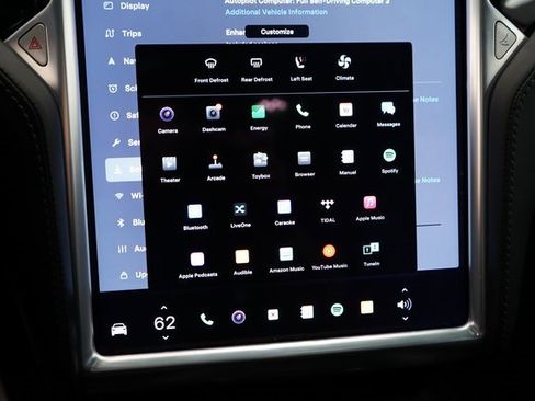 Used 2017 Tesla Model X 75D image 40