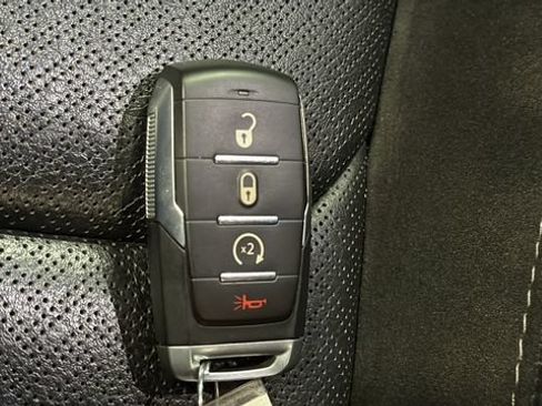 Used 2022 RAM 1500 Laramie w/ Trailer Tow Group AWD/4WD image 45