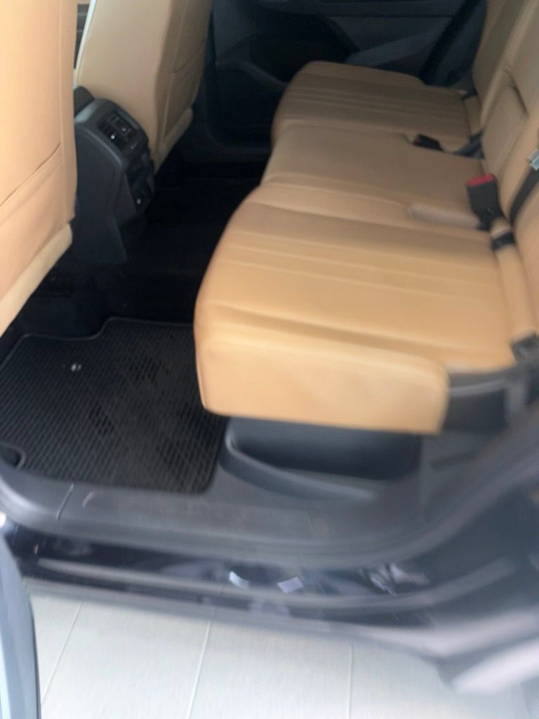 Used 2023 Volkswagen Tiguan SE AWD/4WD image 29