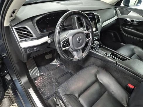 Used 2022 Volvo XC90 T5 Momentum w/ Climate Package AWD/4WD image 21