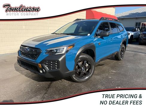 Used 2025 Subaru Outback Wilderness w/ Wilderness Package AWD/4WD image 1