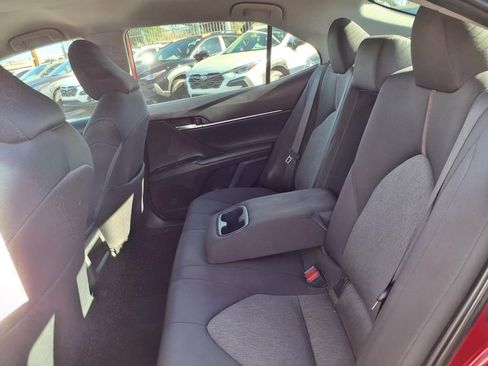 Used 2019 Toyota Camry LE image 25