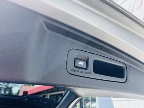 Used 2024 Honda CR-V EX-L image 17
