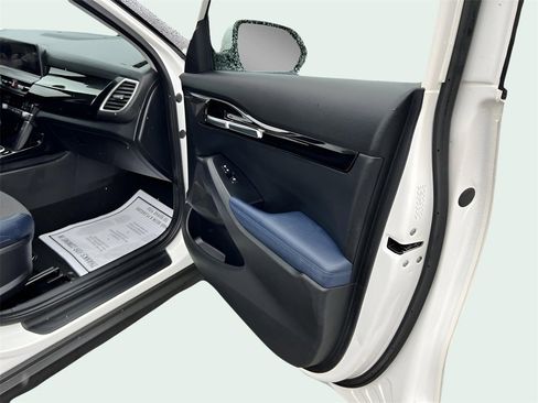 Used 2024 Kia Seltos S image 17