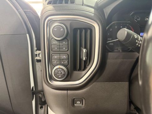 Used 2019 GMC Sierra 1500 AT4 image 13