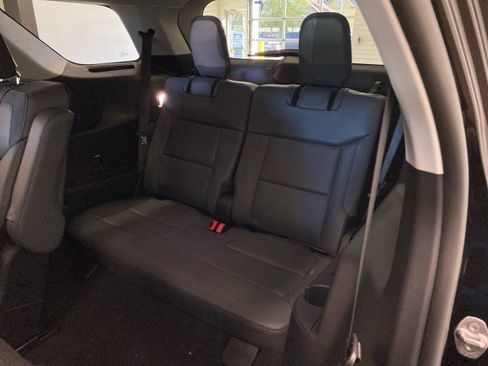 New 2026 Ford Explorer Active w/ Active Comfort Package image 12