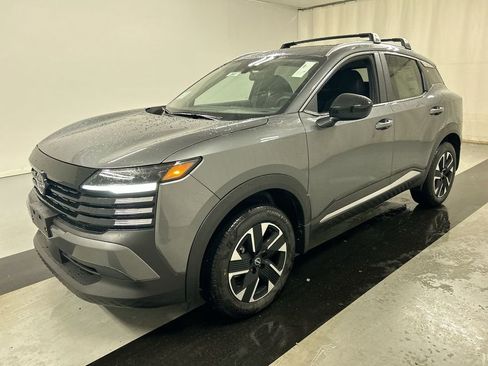 New 2026 Nissan Kicks SV w/ Cold Weather Package AWD/4WD image 4