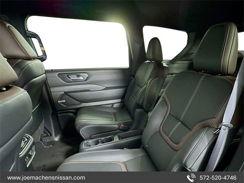 New 2025 Nissan Armada SL w/ Captain's Chari Seat Package image 23