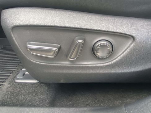Used 2026 Toyota Highlander XLE AWD/4WD image 15