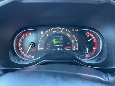 Used 2024 Toyota RAV4 XLE w/ Convenience Package image 9