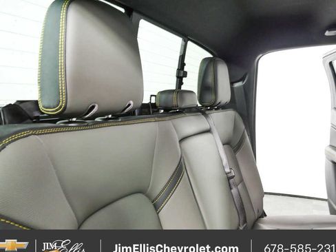 Used 2024 Chevrolet Colorado ZR2 w/ ZR2 Convenience Package III AWD/4WD image 20