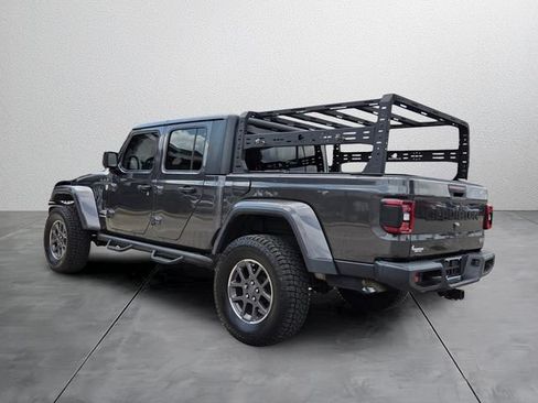 Used 2020 Jeep Gladiator Overland AWD/4WD image 3