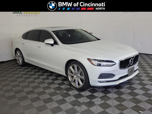 Used 2018 Volvo S90 T5 Momentum w/ Momentum Plus Package AWD/4WD image 1